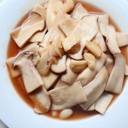 ผัดเห็ดรวมน้ำมันหอย (กับข้าว)