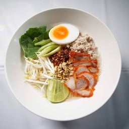 ก๋วยเตี๋ยวหมูต้มยำ