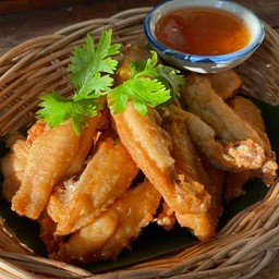 ปีกไก่ตะกร้า