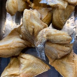 ปลานิลทอดแดดเดียว