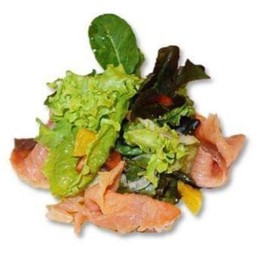 สลัดแซลมอนรมควัน (Smoked salmon salad)