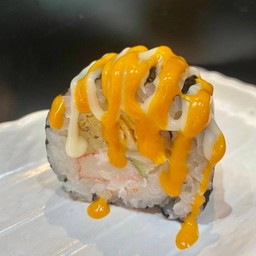 Tomachi Salad With Spicy Sauce