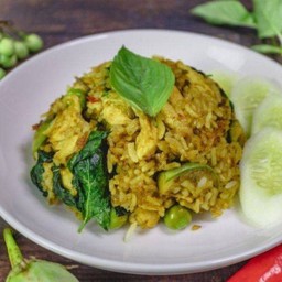 ข้าวผัดเขียวหวานไก่