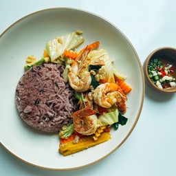 ผัดผักรวมราดข้าว Stir Fried Mixed Vegetables
