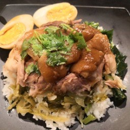 ข้าวขาหมู+ไข่