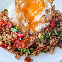 ข้าวกระเพรา  ข้าวหมกไก่   บังฟาริส
