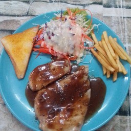 เสต็กไก่ พริกไทยดำ