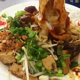 หมี่คลุกแซบๆ