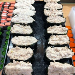 Spicy Tuna Salad Sushi