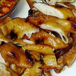 อั้ยยาคอหมูย่าง-ไส้ย่าง