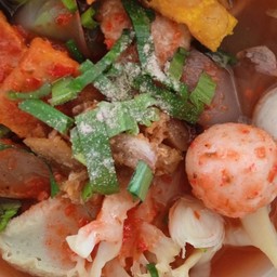 เตี๋ยวลึกลับ กระโทก โชคชัย