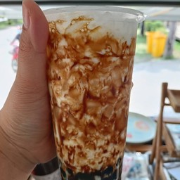 ชานม  บราวซูก้า