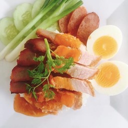 ข้าวหมูแดง+หมูกรอบ