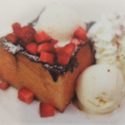 Strawberry chocolate toast