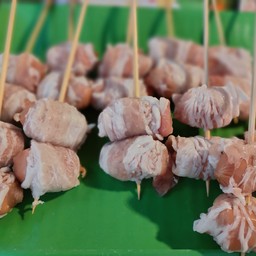 ใส้กรอกพันเบคอน