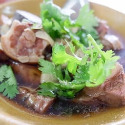 บะกุ๊ดแต๊ชุดกลาง