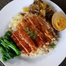 ร้านอ้วนตัวกลม