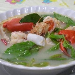 ต้มยำทะเลน้ำใส