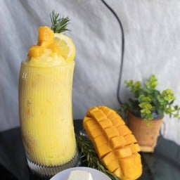 Aroi cafe@24hours (อร่อยคาเฟ่)
