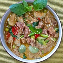 แกงเขียวหวานเนื้อตุ๋น kobe โคขุน (สูตรโบราณ)
