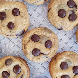 Soft Chocolate Chip Cookie