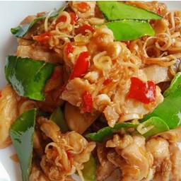 อกไก่ล้วน ผัดตะไคร้ เป็นกับข้าว ฟรีข้าว 1ถุง