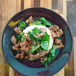 ครัวคุณย่า ก๋วยเตี๋ยว อาหารตามสั่ง