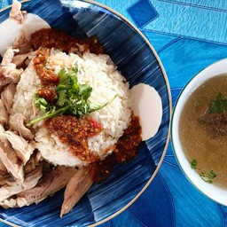 ก๊วยเตี๋ยวเนื้อตุ๋นแม่อุบล