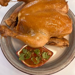 ไก่ต้มน้ำปลา ครึ่งตัว ฟรีน้ำจิ้มรสเด็ด