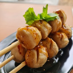 ลูกชิ้นปิ้ง (หมู) 2ไม้