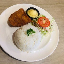 ข้าวปลาทอด