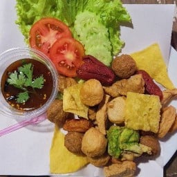 ลูกชิ้นทอดตามมา