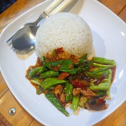 ผัดคะน้า