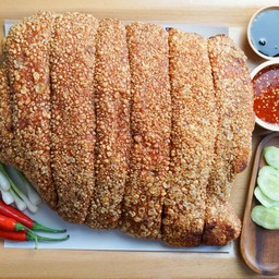 หมูกรอบ 2 กิโล
