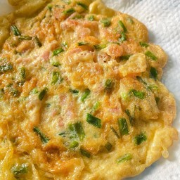 ข้าวไข่เจียวทรงเครื่อง