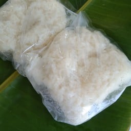 ส้มตำเจ้ไหม ใหม่เสมอ