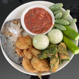 ครัวแม่สุลัยวรรณ (น้ำพริกกะปิ อาหารไทย)