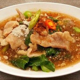 ร้าน น้องกี๊ หมูทอดกระเทียม