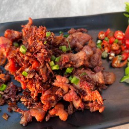 แหนมเอ็นข้อไก่