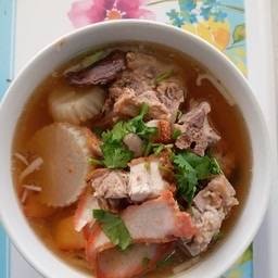 เกาเหลาหมูแดง