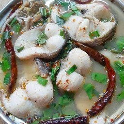 ต้มยำปลาช่อน หม้อไฟ