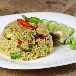 ข้าวคลุกเขียวหวานเบคอน