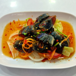 ยำไข่เยี่ยวม้าา