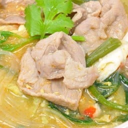 สุกี้ไก่(น้ำรึแห้งระบุด้วยนะคะ)