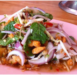 ยำไข่ปู หรือ ยำไข่ปลา