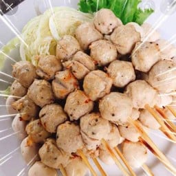 เอ็นหมู 10 ไม้ แถมฟรี 1 ไม้