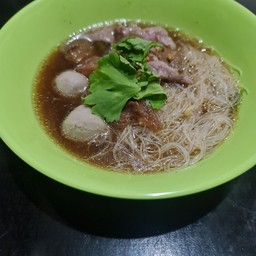 เส้นหมี่ เนื้อ