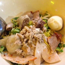 ก๋วยเตี๋ยวน้ำใส