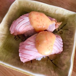 ซูชิแซลมอนเบิร์น (ราคาต่อคำ)
