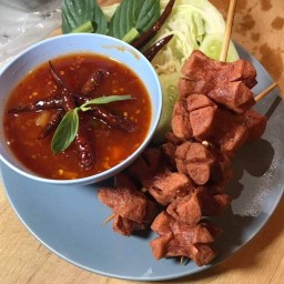 กอ.ไก่ ลูกชิ้นทอด